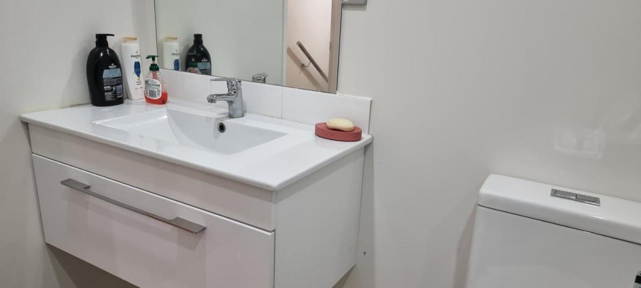 Aveen'S Apartment 10Mins From Airport オークランド エクステリア 写真
